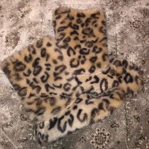 Leopard slippers